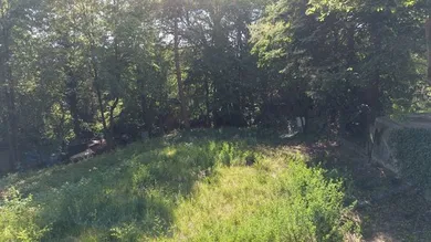 Na predaj pozemok, 669 m², Bratislava-Lamač, Bakošova