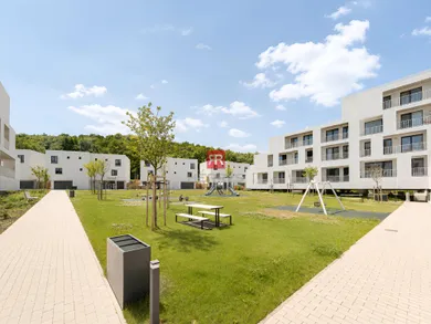 Na predaj 1-izbový byt, 35 m², Bratislava-Dúbravka