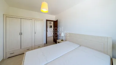 Na prenájom byt v Bratislava-Karlova Ves · €800 · Čiastočná rekonštrukcia