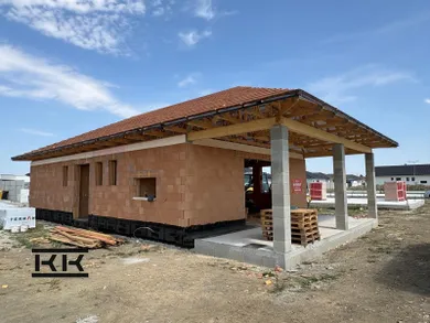 Domy na predaj 4-izbový, Topoľnica · €205 000