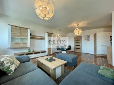 Квартири в оренду, 2-кімнатні, Bratislava-Nové Mesto · €800