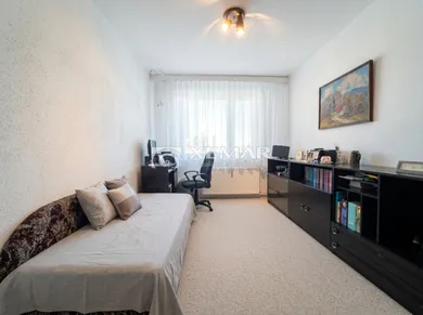 Byty na predaj 3-izbový, Banská Bystrica · €190 000