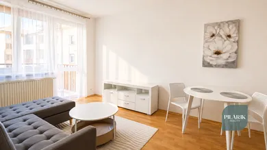 Mieszkania na wynajem, 2-pokojowe, Žilina · €630