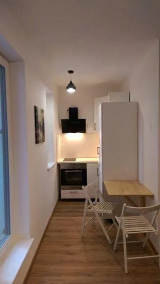 Na predaj 1-izbový byt, 21 m², Bratislava-Petržalka, Antolská
