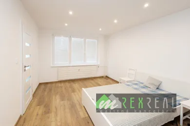 Na predaj 2-izbový byt, 58 m², Veľký Krtíš