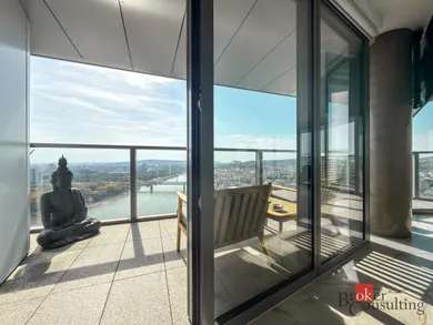 Na prenájom 3-izbový byt, 93 m², Bratislava-Ružinov, Pribinova