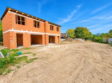 Na predaj dom, 85 m², Záhradné