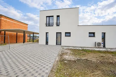 Na predaj 4-izbový dom, 122 m², Martin, Tomčany