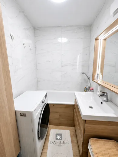 Na predaj 3-izbový byt, 73 m², Bratislava-Petržalka, Beňadická