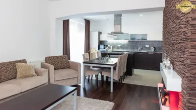 Na predaj 3-izbový byt, 77 m², Donovaly