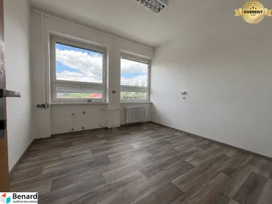 Na prenájom komerčné, 11 m², Stará Ľubovňa