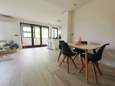 Na prenájom byt v Bratislava-Nové Mesto · €1 000 · Novostavba