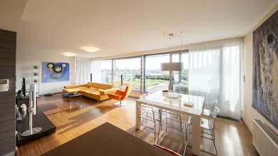 Byty na prenájom 4-izbový, Bratislava-Karlova Ves · €2 700