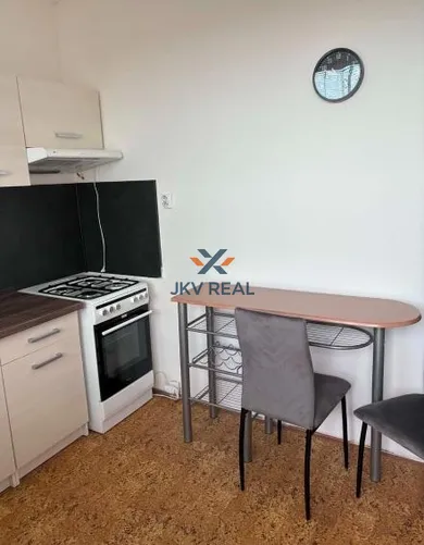Kiadó lakások, 1-szobás, Spišská Nová Ves · €420