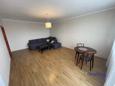 Na predaj 2-izbový byt, 48 m², Bratislava-Petržalka, Pečnianska