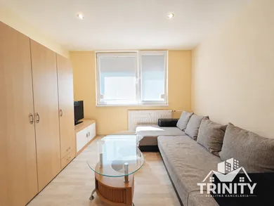Na prenájom 1-izbový byt, 20 m², Nové Zámky