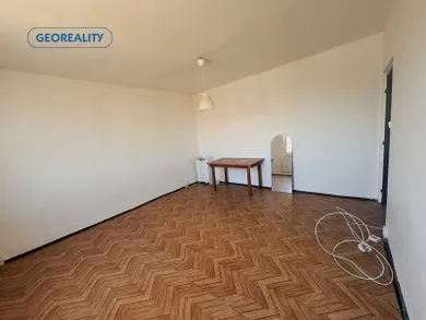 Na predaj 1-izbový byt, 35 m², Levice, Palárikova ul.