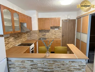 Byty na prenájom 2-izbový, Bratislava-Vrakuňa · €450