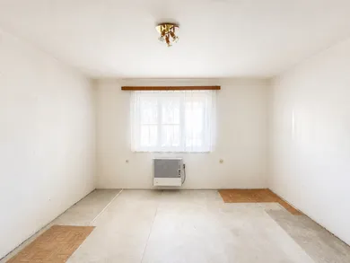 Na predaj dom, 195 m², Veľké Ozorovce