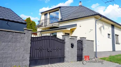 Domy na sprzedaż, Zvolen · €485 000