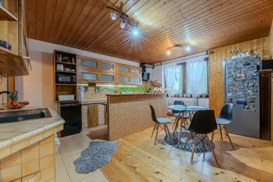 Na predaj dom, 210 m², Podhorany