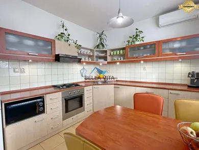 Mieszkania na sprzedaż, 3-pokojowe, Galanta · €145 000