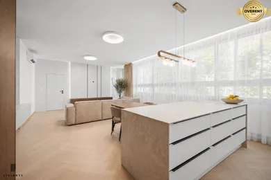 Na predaj 4-izbový byt, 133 m², Bratislava-Ružinov, Komárnická