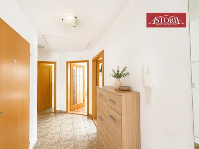 Na prenájom 3-izbový byt, 90 m², Martin, Jesenského