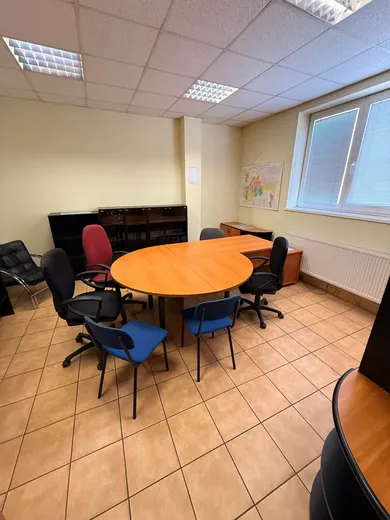 Na prenájom komerčné v Žilina · €3 142 · Čiastočná rekonštrukcia