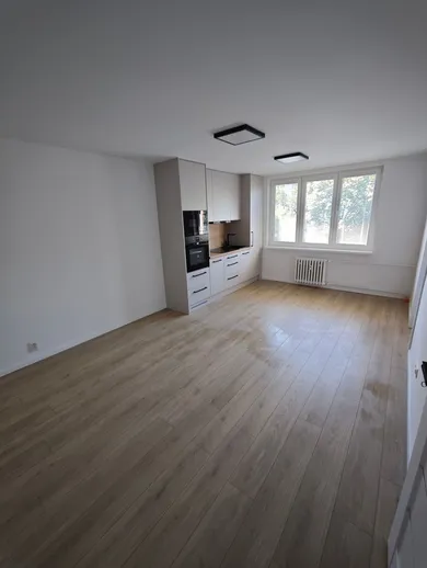 Byty na predaj 2-izbový, Bratislava-Nové Mesto · €260 000