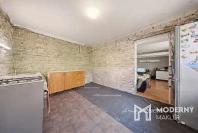 Na predaj dom, 130 m², Hlohovec, Šuleková
