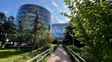 Na prenájom objekt, 129 m², Bratislava-Petržalka, Röntgenova
