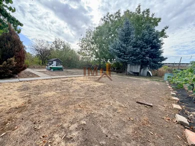 Na predaj rekreačný dom, 20 m², Šurany
