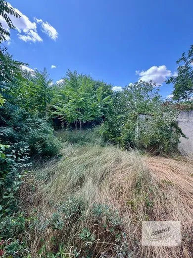 Na predaj 4-izbový dom, 150 m², Nové Zámky, Komárňanská cesta