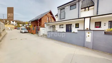 Domy na sprzedaż, 4-pokojowe, Stupava · €307 000