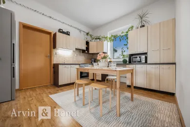 Na predaj objekt, 73 m², Nové Zámky, Podzámska
