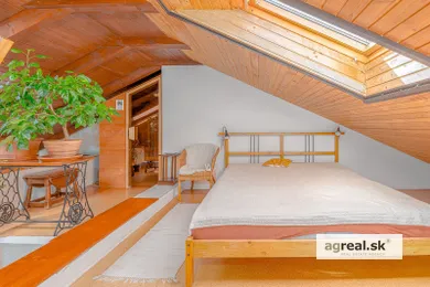 Na predaj dom, 118 m², Bratislava-Staré Mesto, Korabinského