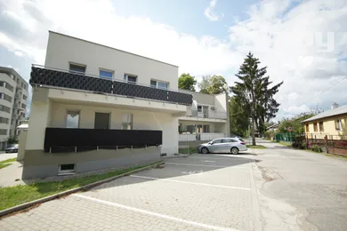 Na prenájom komerčné, 44 m², Martin, Gorkého