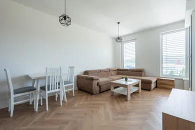 Na predaj 2-izbový byt, 43 m², Ilava, Štúrova