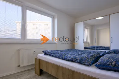 Na predaj 1-izbový byt, 47 m², Prievidza, Malookružná