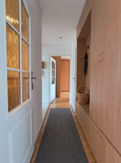 Na predaj 3-izbový byt, 68 m², Košice-Nad jazerom, Jenisejská
