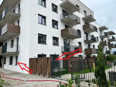 Комерційні приміщення в оренду, Považská Bystrica · €553