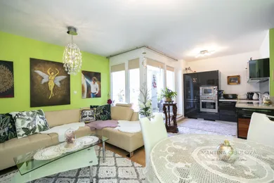 Byty na predaj 3-izbový, Banská Bystrica · €340 000