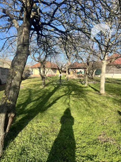 Na predaj pozemok, Veľký Meder