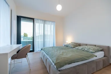 Na prenájom 3-izbový byt, 85 m², Košice-Staré Mesto, Žriedlová