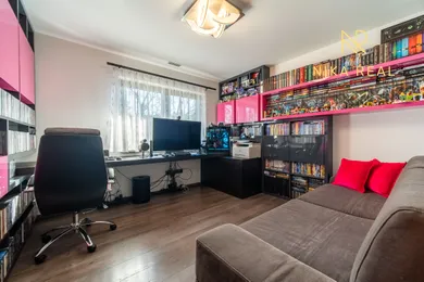 Na predaj 4-izbový dom, 110 m², Trnava, Tomášikova