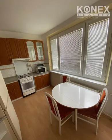 Na predaj 2-izbový byt, 50 m², Trebišov, M. R. Štefánika