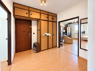 Na predaj 3-izbový byt, 73 m², Bratislava-Devínska Nová Ves