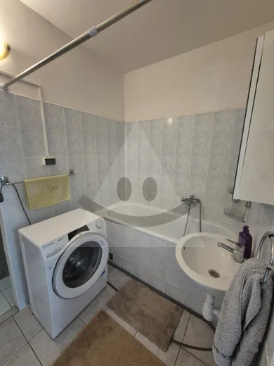 Na prenájom 1-izbový byt, 41 m², Komárno