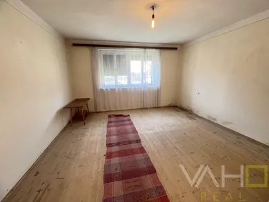 Na predaj 2-izbový dom, Hlohovec, Čulenova
